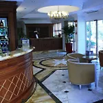 Sunrise Hotel