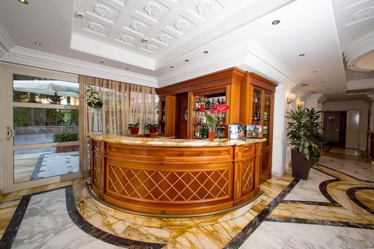 Hotel Sunrise 4*