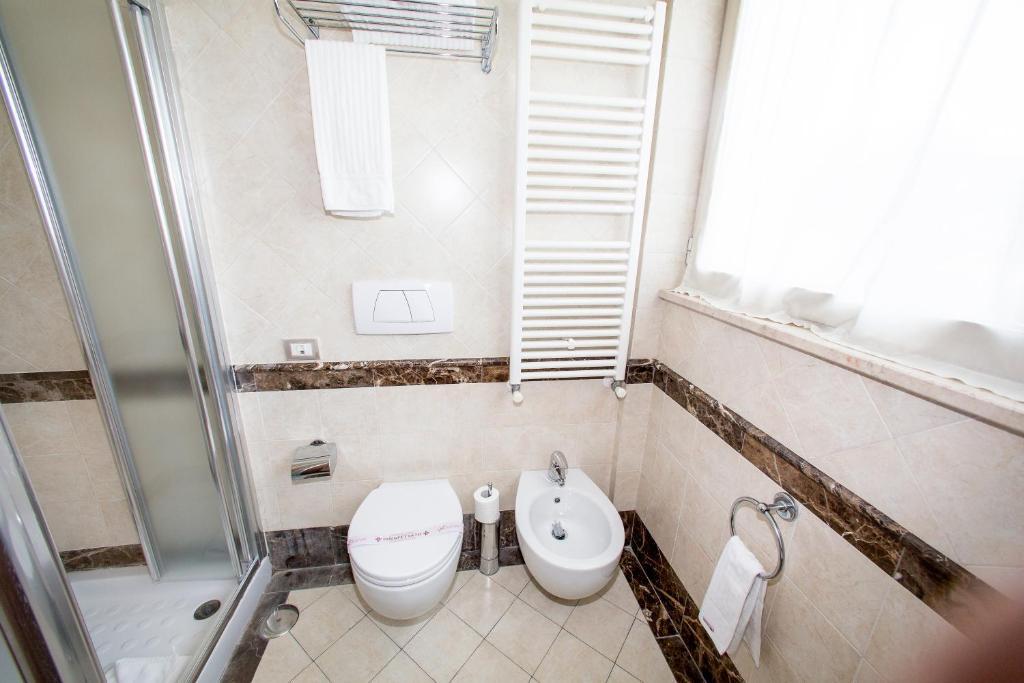 Sunrise Hotel Roma